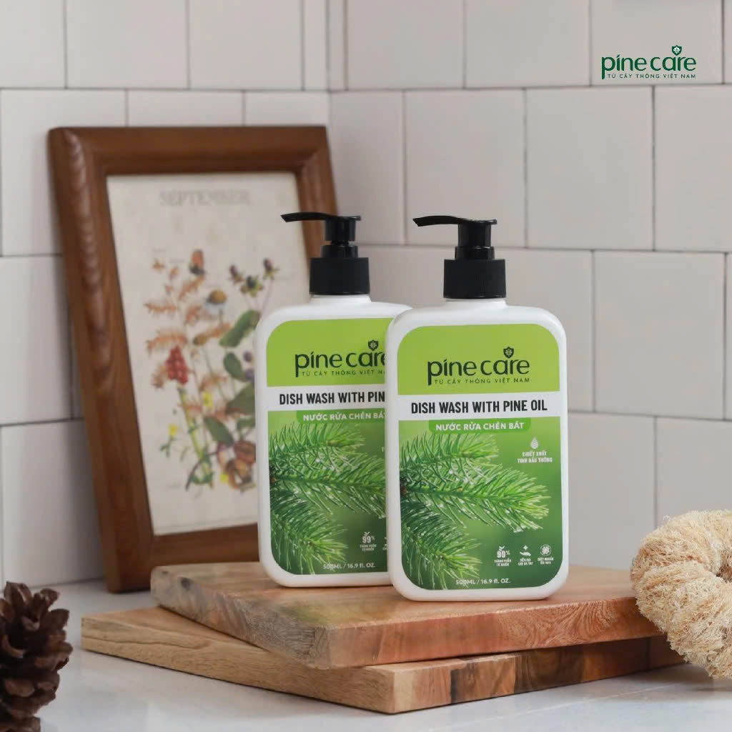 Combo of 02 bottles of PineCare dishwashing liquid extracted from pure pine essential oil 500ml x 2